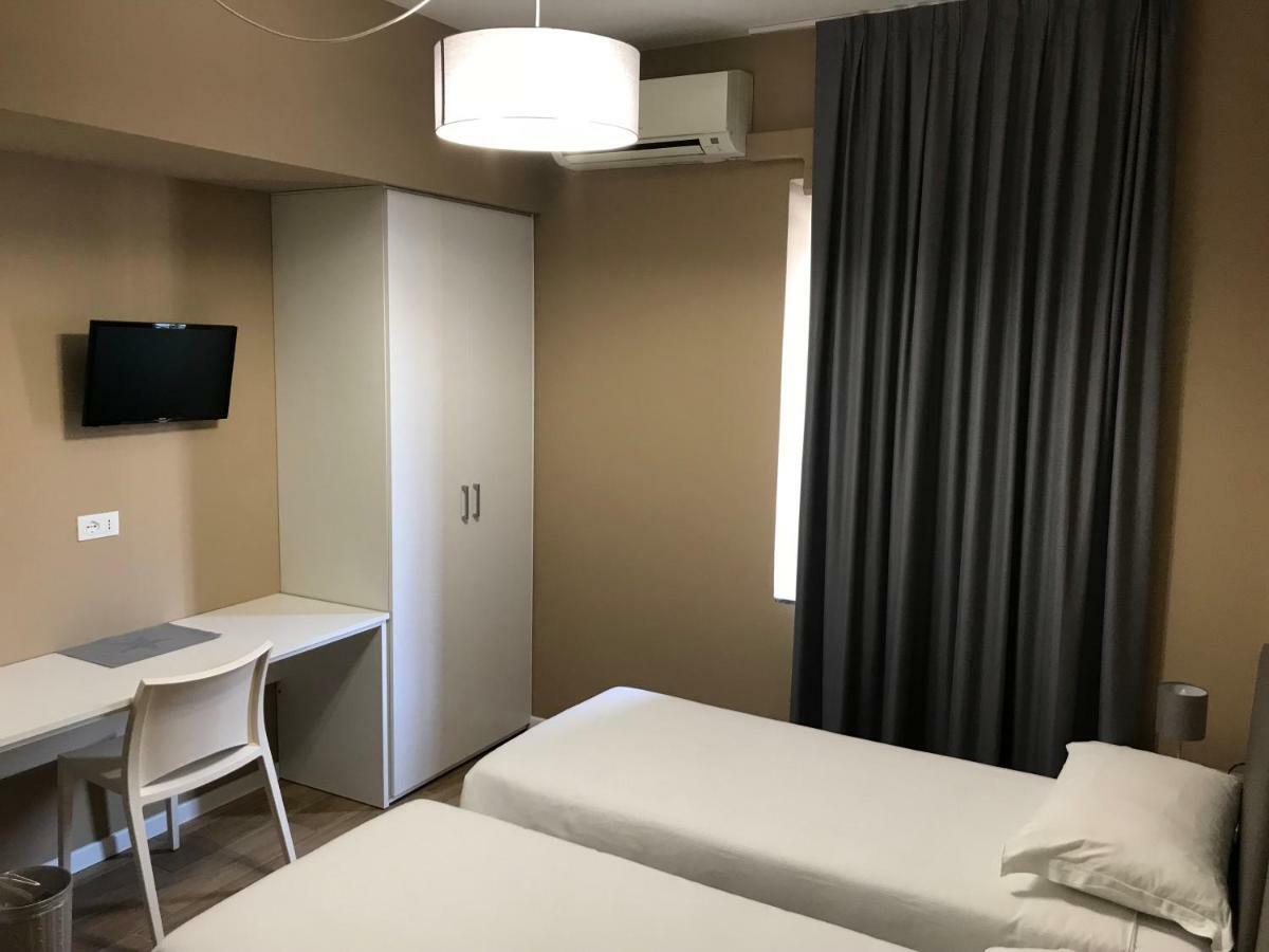 Casa Patrizia Hotel Gravellona Toce Ngoại thất bức ảnh